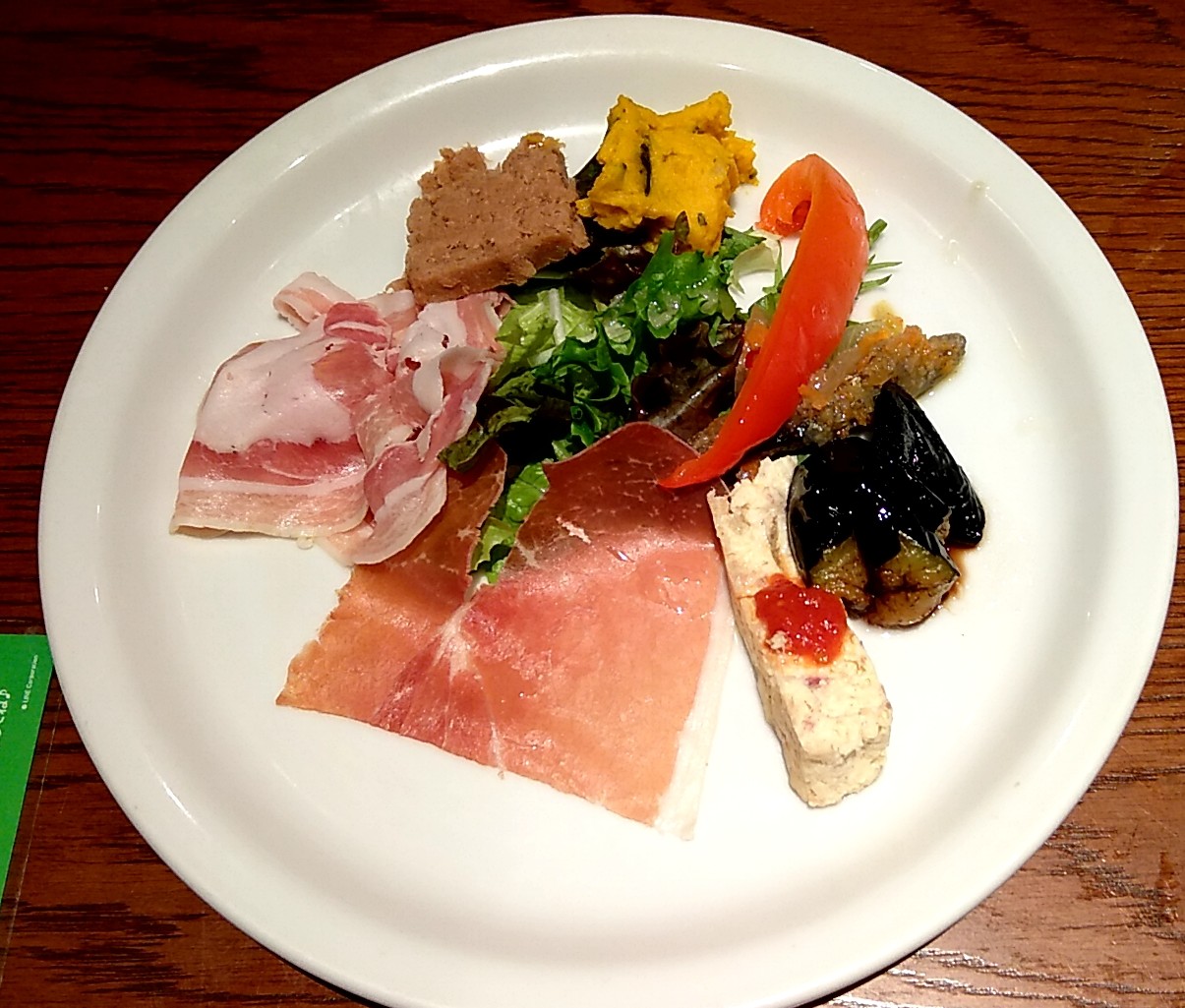 【PER ADESSO】990円のオシャレランチ