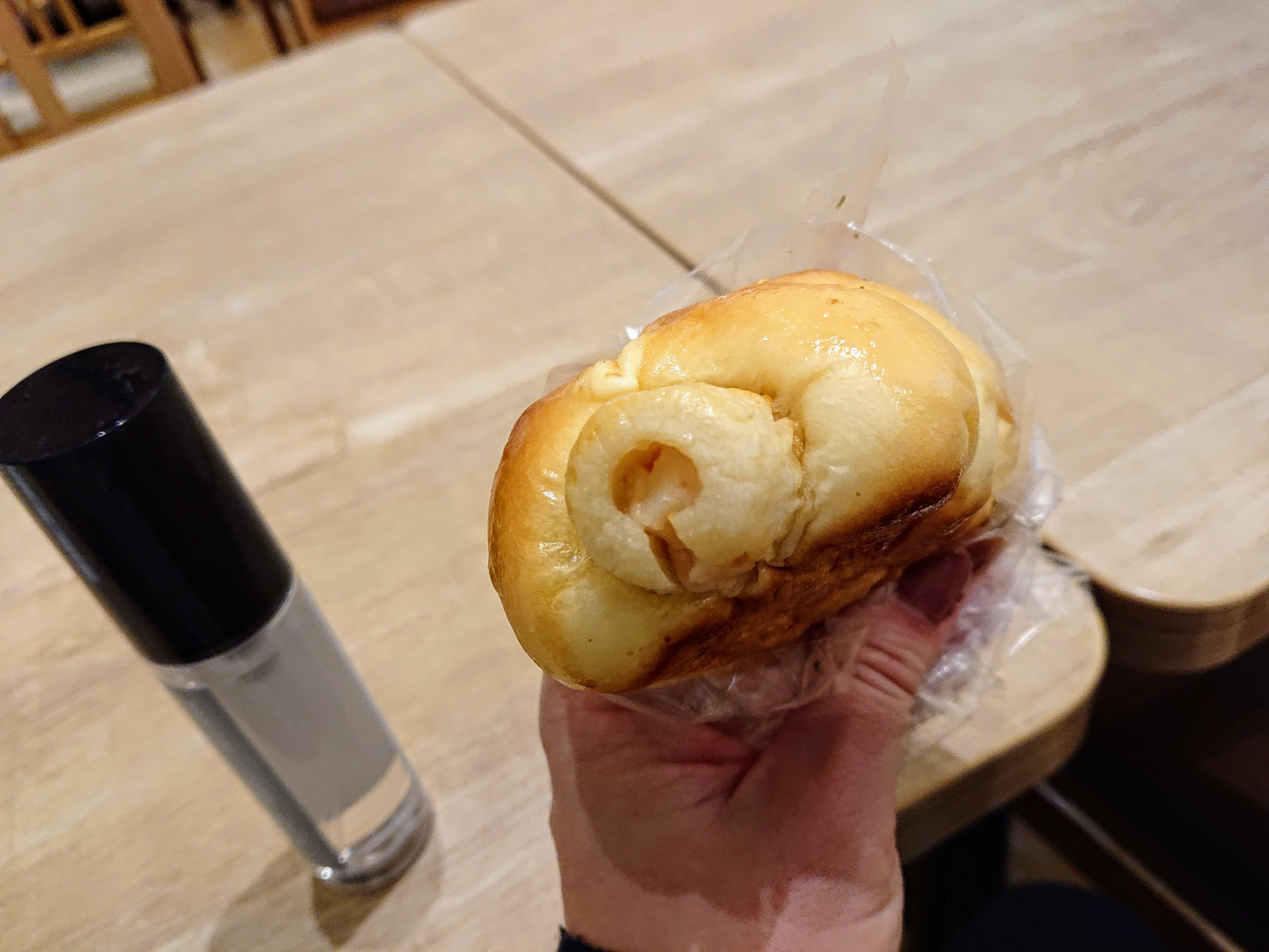 北海道名物ちくわパン！