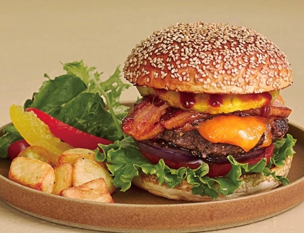 「WAVES BURGER 名駅店」アルコッカショップページオープンしました♪ |WAVES BURGER 名駅店 (ウェーブスバーガー)