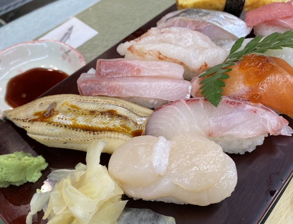 地魚食堂てるてるの寿司ランチ！