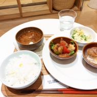 ムジカフェでシンプルナチュラルに