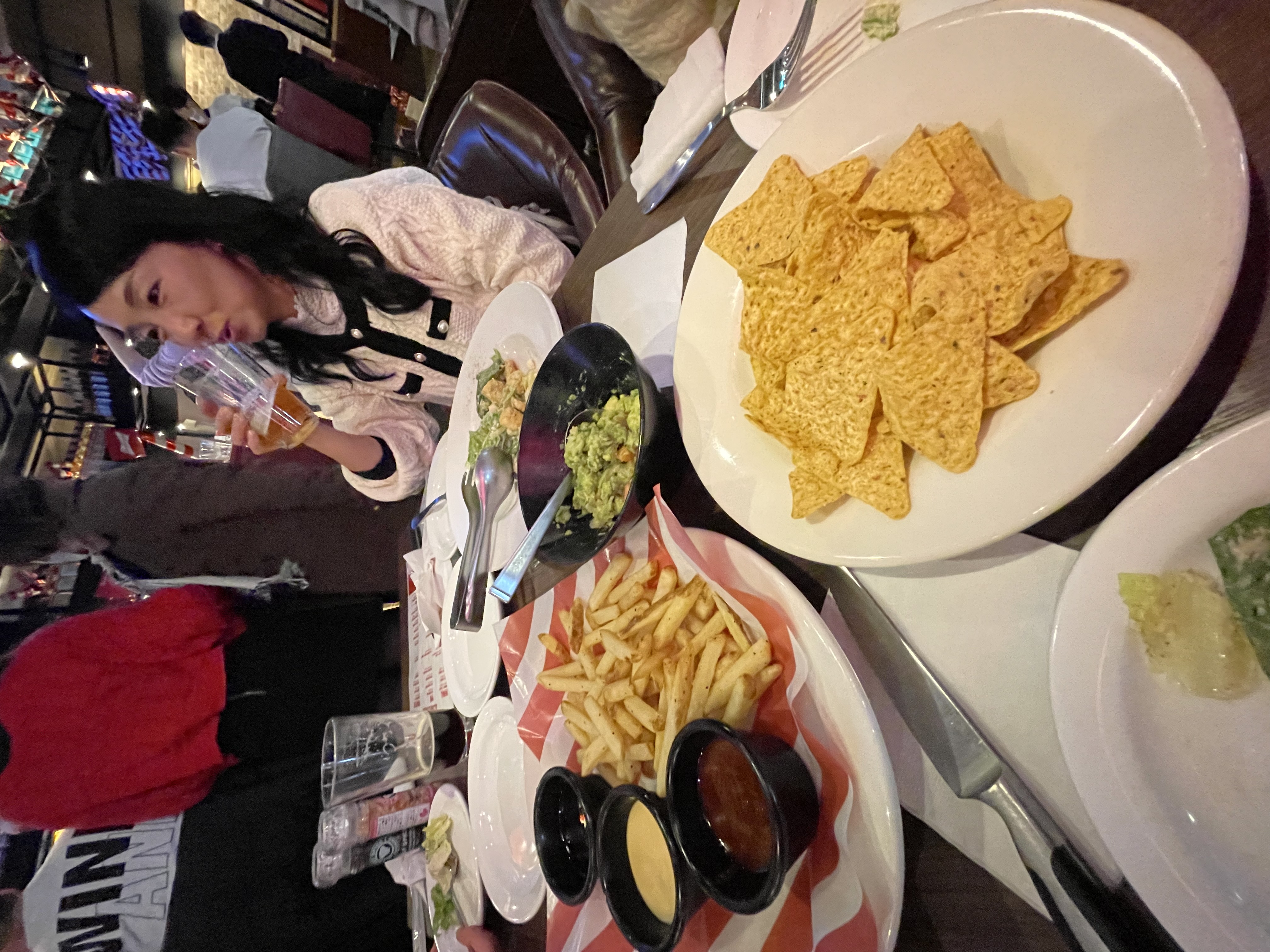 FRIDAYSで忘年会