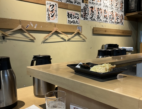 納屋橋市場の中の串揚げやさん