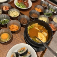 ささしまライブで韓国料理