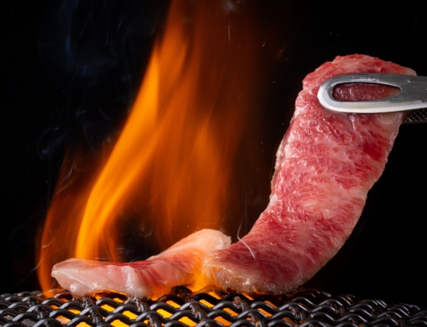 4choice｜大阪エリア☆★🌞スタミナ満点のお肉で暑さを吹っ飛ばそう🔥ーosakachoice