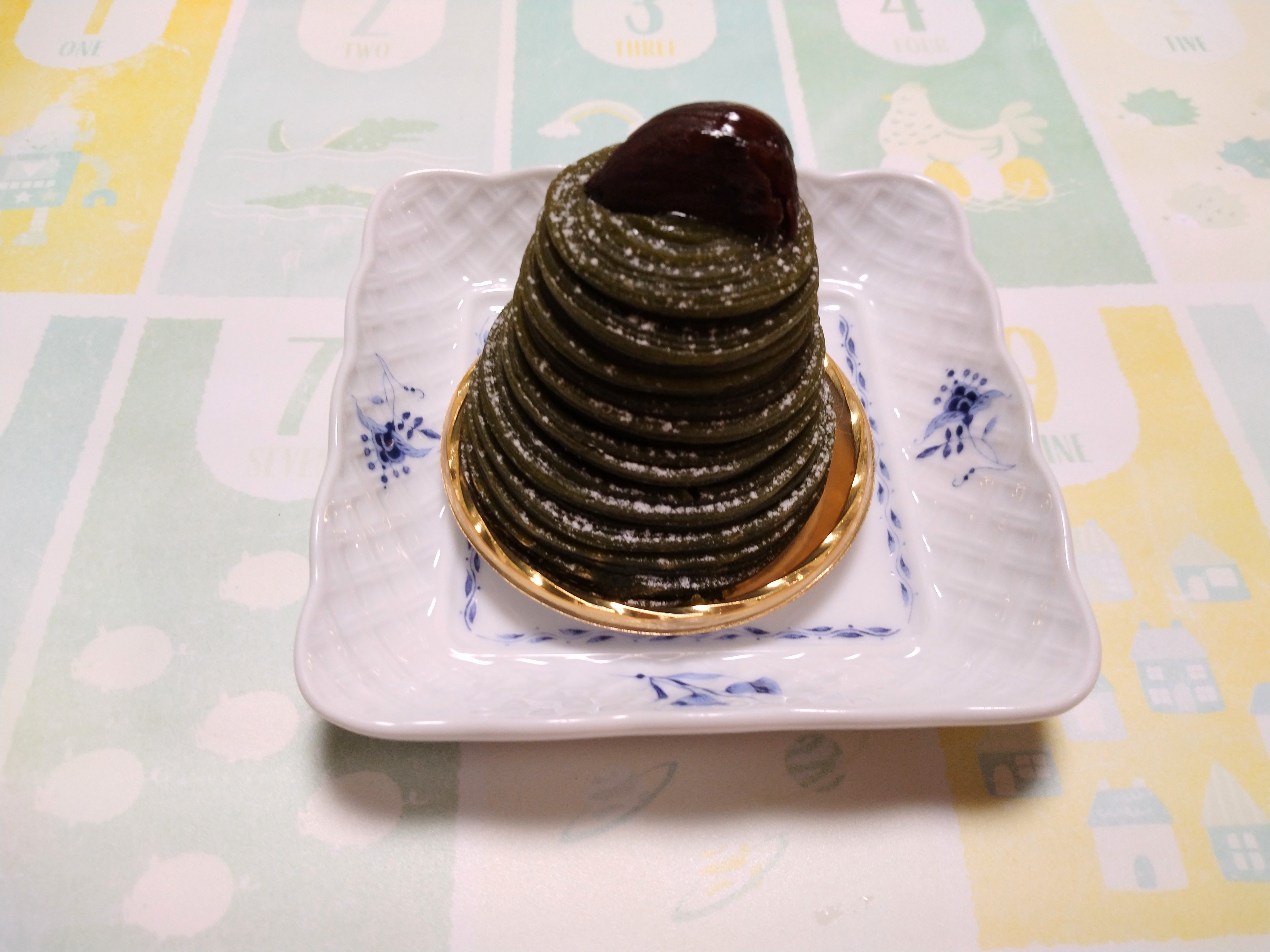 TIFFINのケーキ